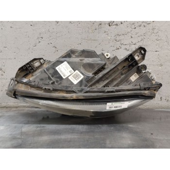 Recambio de faro izquierdo para mercedes-benz clase gla (x156) gla 200 (156.943) referencia OEM IAM A1569066900  