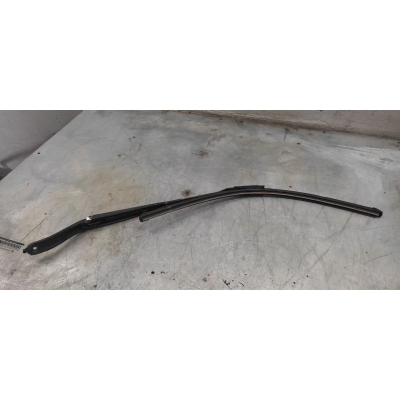 Recambio de brazo limpia delantero izquierdo para citroën c3 lx referencia OEM IAM - Blanco 2