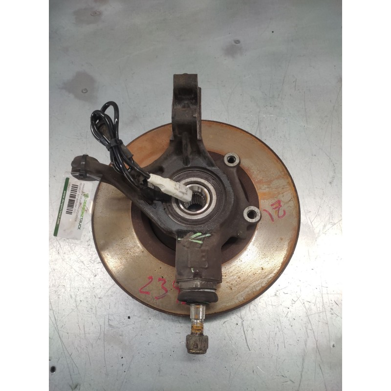 Recambio de mangueta delantera izquierda para peugeot 307 berlina (s2) 1.6 hdi referencia OEM IAM 3