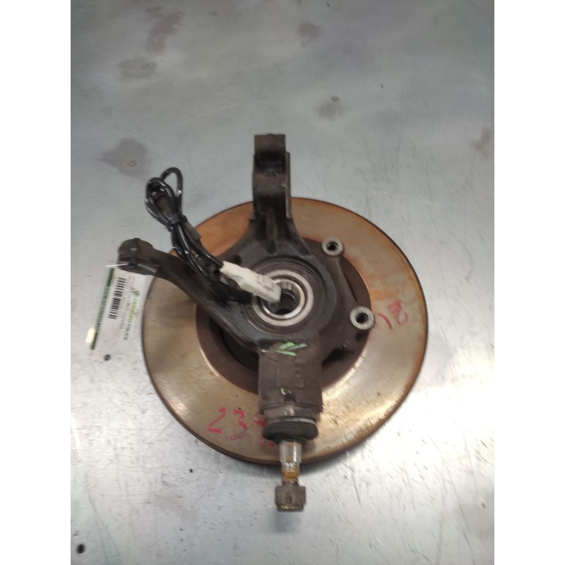 Recambio de mangueta delantera izquierda para peugeot 307 berlina (s2) 1.6 hdi referencia OEM IAM 4