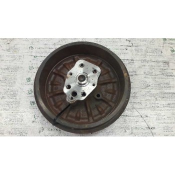Recambio de buje trasero izquierdo para peugeot 207 confort referencia OEM IAM   