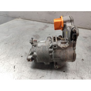 Recambio de compresor aire acondicionado para renault austral tce 130 referencia OEM IAM 926003993R  