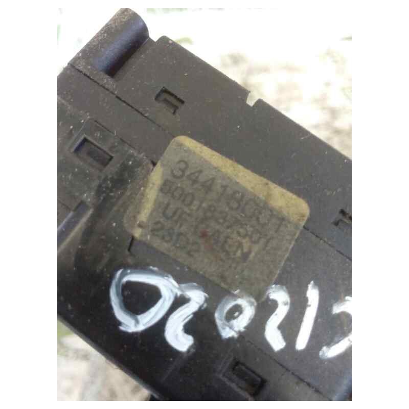 Recambio de mando intermitentes para renault magnum e-tech 2000 referencia OEM IAM 5001837501 - Rojo 2