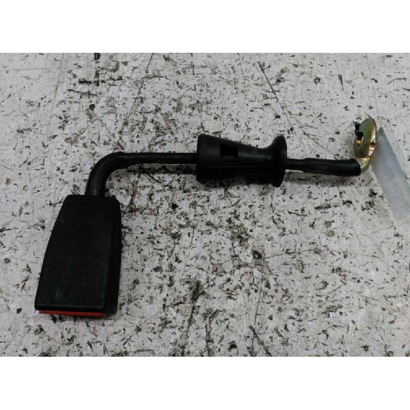 Recambio de enganche de cinturon trasero izquierdo para mercedes-benz clase e (w124) berlina d 300 (124.130) referencia OEM IAM