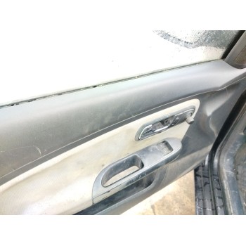 seat ibiza (6l1) del año 2002