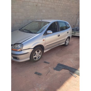 nissan almera tino (v10) del año 2005