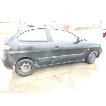 seat ibiza (6l1) del año 2002