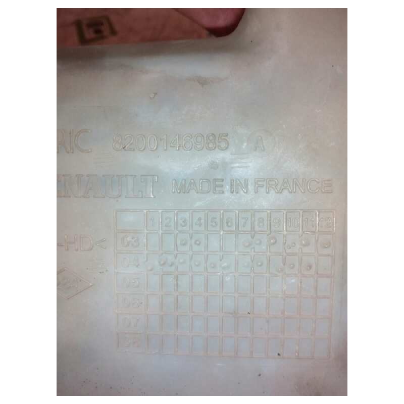 Recambio de deposito limpia para renault mascott fg 120. 35/55/65 cabina individual referencia OEM IAM 8200146985 - Blanco 3