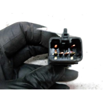 Recambio de boton antiniebla trasero para kia carnival ii 2.9 cdri ex referencia OEM IAM   