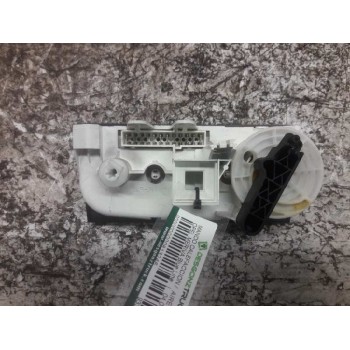 Recambio de mando calefaccion / aire acondicionado para opel meriva blue line referencia OEM IAM 93329465 12 PINS 