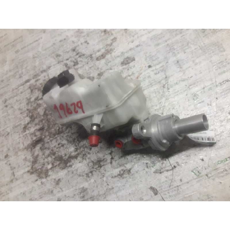 Recambio de bomba freno para ford transit express line '06 ft 300 k euroline referencia OEM IAM 0204Y24132 0204051174 - Blanco 3