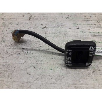 MANDO ELEVALUNAS TRASERO DERECHO YUF10057LNF 
