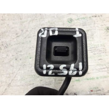 Recambio de mando elevalunas trasero derecho para mg serie 200 (xw) 218 sldt referencia OEM IAM YUF10057LNF  