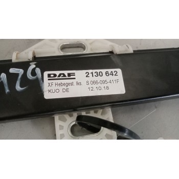 Recambio de elevalunas delantero izquierdo para daf serie xf105.xxx 12.9 diesel referencia OEM IAM 2130642  