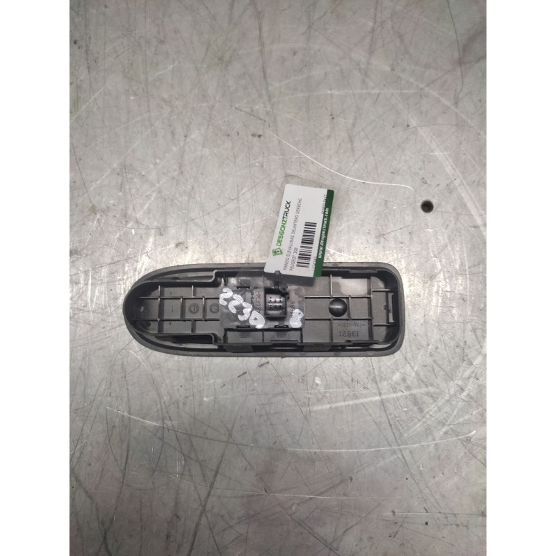 Recambio de mando elevalunas delantero derecho para peugeot 308 premium referencia OEM IAM 96565184XT  4 PINS 2