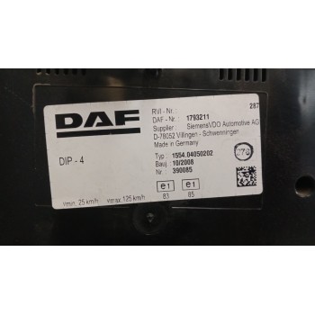 Recambio de cuadro instrumentos para daf serie xf105.xxx 12.9 diesel referencia OEM IAM 1793211  
