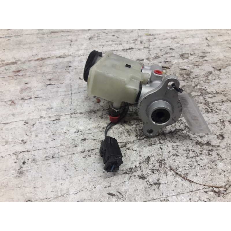 Recambio de bomba freno para mazda mx-3 (ec) 1.6 rio referencia OEM IAM - Blanco 3
