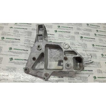 Recambio de soporte alternador para nissan primera berlina (p12) acenta referencia OEM IAM   
