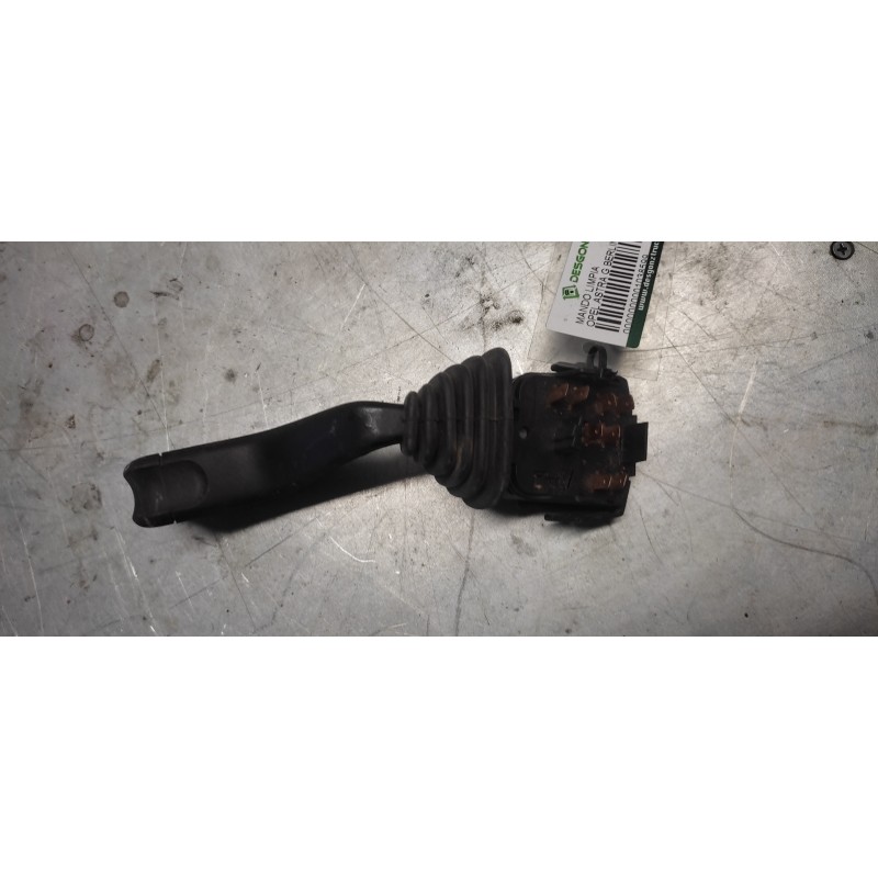 Recambio de mando limpia para opel astra g berlina club referencia OEM IAM  90124931 2