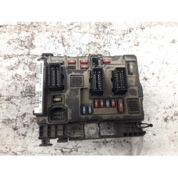 Recambio de bsm caja fusibles para peugeot 206 berlina x-line referencia OEM IAM 964349898000  