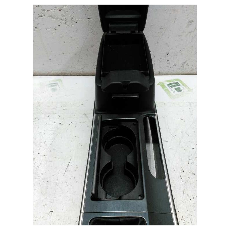 Recambio de guarnecidos palanca cambio para mazda 6 berlina (gg) 2.0 crtd 143 active (4-ptas.) referencia OEM IAM - Gris 2