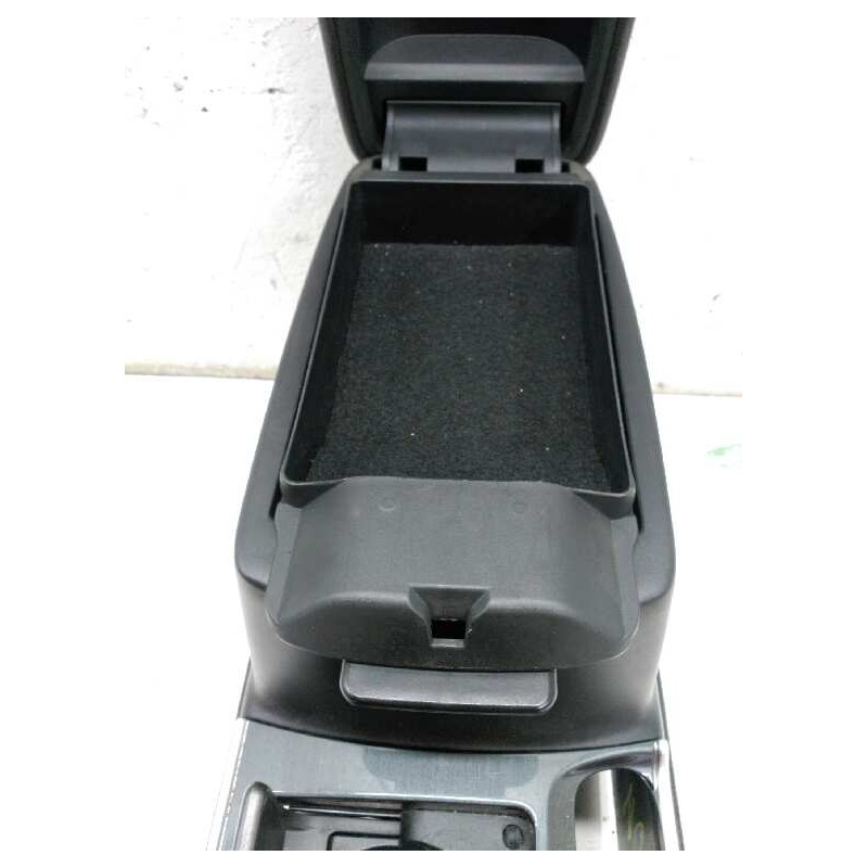 Recambio de guarnecidos palanca cambio para mazda 6 berlina (gg) 2.0 crtd 143 active (4-ptas.) referencia OEM IAM - Gris 3