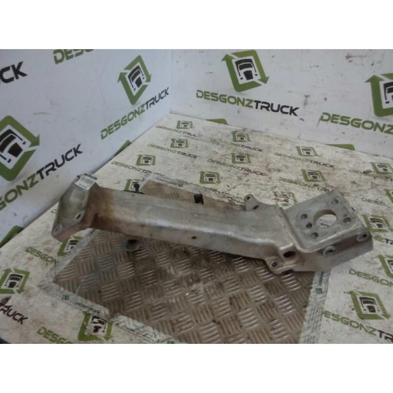 Recambio de soporte para renault premium route 2006 fas 4x2 larga distancia referencia OEM IAM 7420819616  SOPORTE PELDAÑO IZQUI - Rojo