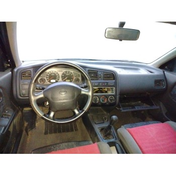 nissan primera berlina (p11) del año 1998