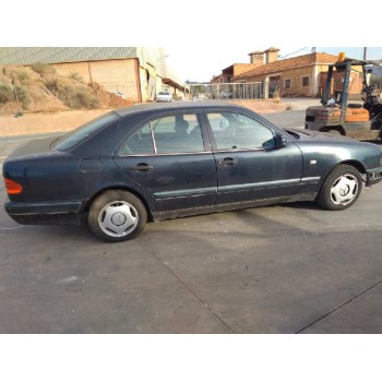 mercedes-benz clase e (w210) berlina diesel del año 1995