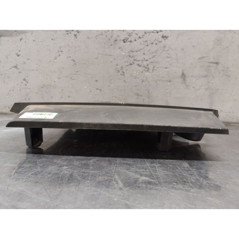 Recambio de tapa motor para mercedes-benz clase gla (x156) gla 200 (156.943) referencia OEM IAM 2