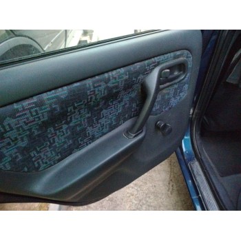 nissan primera berlina (p11) del año 1998