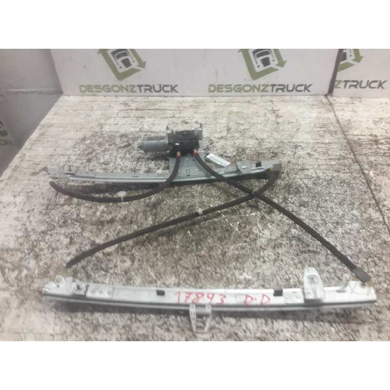 Recambio de elevalunas delantero derecho para citroën xsara picasso 1.6 hdi 110 exclusive referencia OEM IAM 0130821762 2 PINS