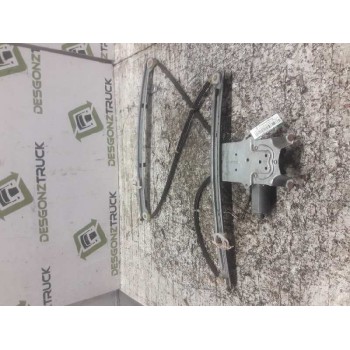 Recambio de elevalunas delantero derecho para citroën xsara picasso 1.8 16v referencia OEM IAM 0130821900 2 PINS 