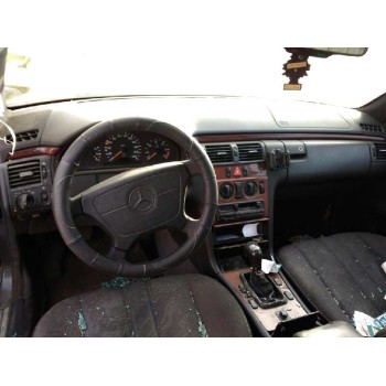 mercedes-benz clase e (w210) berlina diesel del año 1995