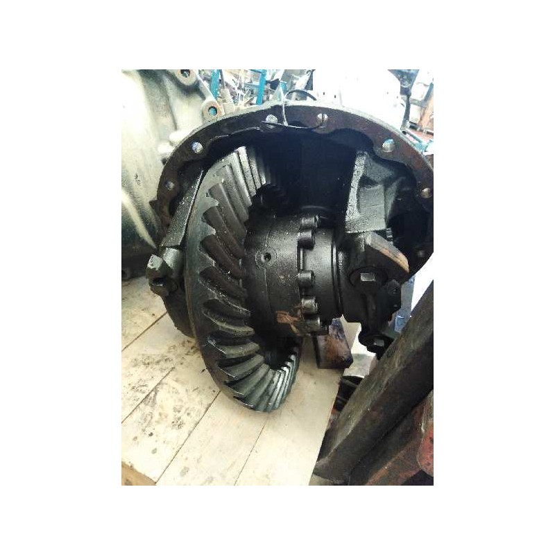Recambio de grupo para scania trucks serie 4 bus l094ib4x2 referencia OEM IAM R660 RATIO:4.22/38X9 3