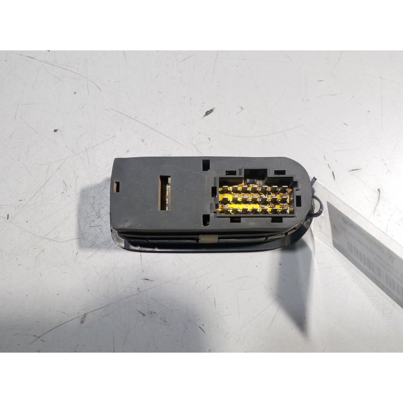 Recambio de mando elevalunas delantero izquierdo para daf serie xf105.460 12.9 diesel referencia OEM IAM 1788603 4