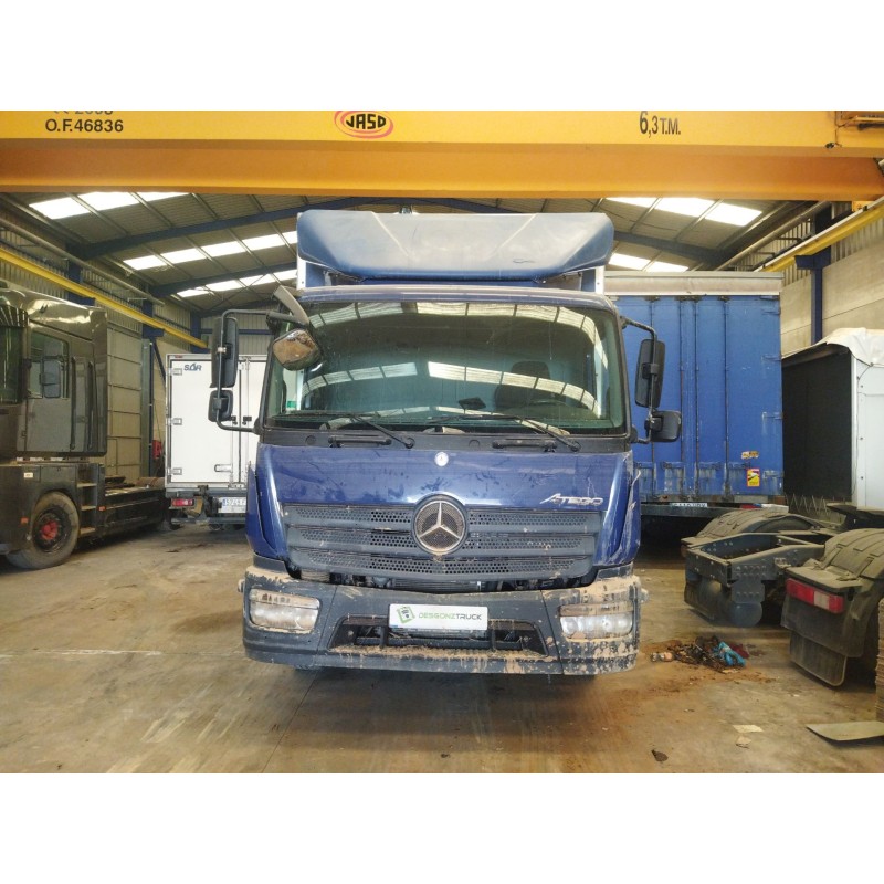 mercedes-benz atego 4-cil. 4x4 bm 970/2 del año 2015