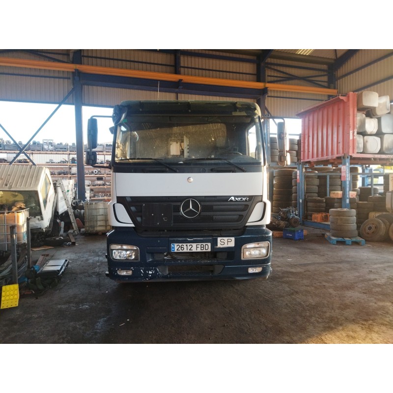 mercedes-benz axor 3-ejes 25/26t 2004  del año 2006