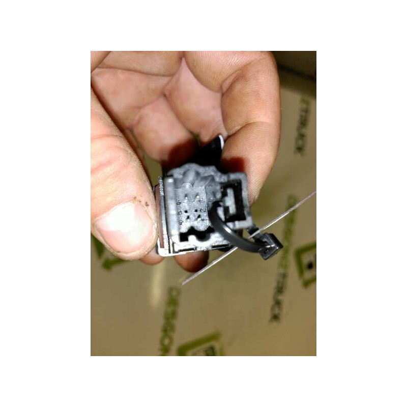 Recambio de mando cierre centralizado para peugeot 307 (s1) 2.0 hdi fap cat referencia OEM IAM 3