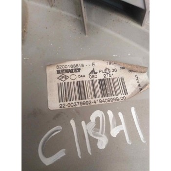 Recambio de faro derecho para renault mascott fg 120. 35/55/65 cabina individual referencia OEM IAM 8200163518  