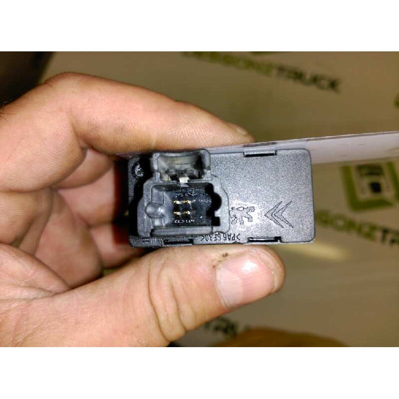 Recambio de mando elevalunas trasero izquierdo para peugeot 307 (s1) 2.0 hdi fap cat referencia OEM IAM 96360166XT 3