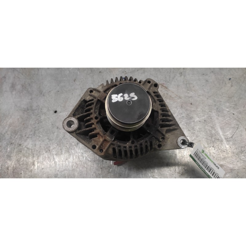 Recambio de alternador para renault megane i classic (la0) 1.9 diesel referencia OEM IAM 7700431943 2542326B 14V 80A VALEO