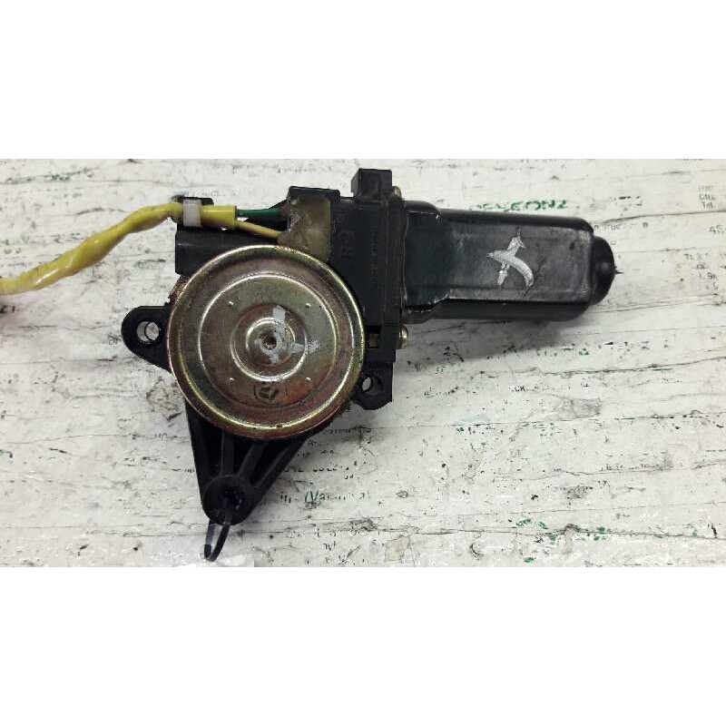 Recambio de motor elevalunas delantero derecho para chrysler voyager (gs) 2.5 td referencia OEM IAM  NO LLEVA EL VARILLAJE MECAN 4