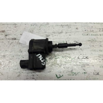 Recambio de motor regulacion faros para toyota avensis berlina (t 22) 2.0 d4-d luna (5-ptas.) referencia OEM IAM   