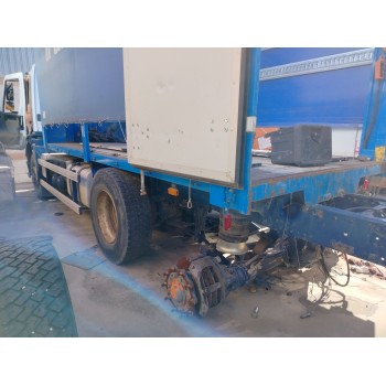 mercedes-benz axor 3-ejes 25/26t 2004  del año 2006