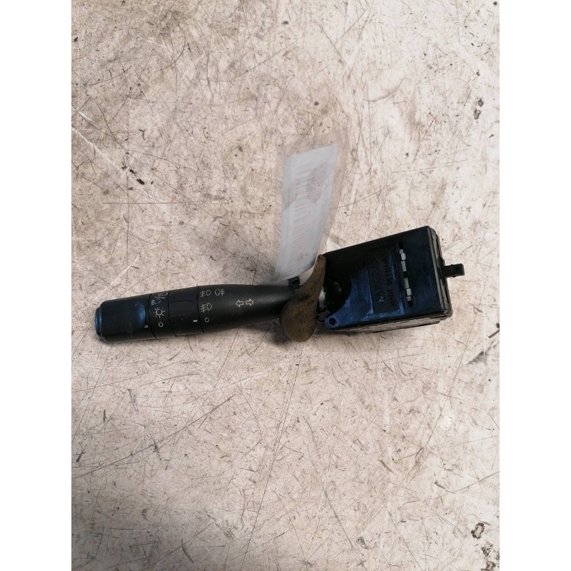 Recambio de mando intermitentes para peugeot 206 berlina xt referencia OEM IAM 96307460ZL 9/3 PINS 