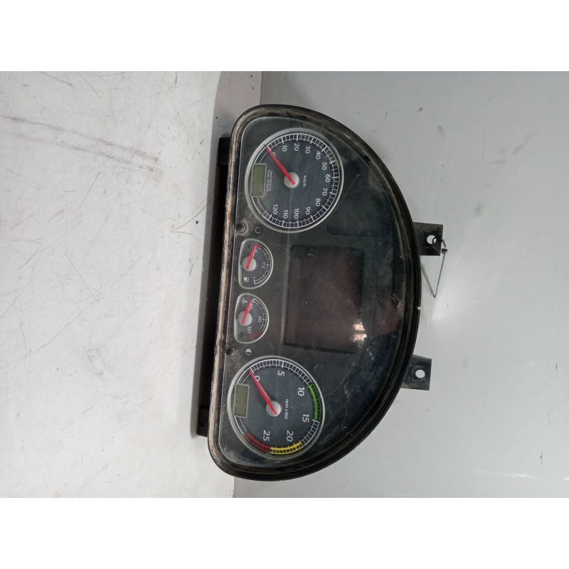 Recambio de cuadro instrumentos para iveco stralis (as) 12.9 diesel referencia OEM IAM 504276236  