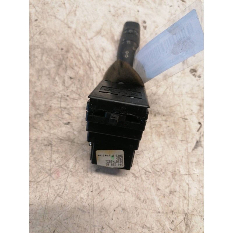 Recambio de mando intermitentes para peugeot 206 berlina xt referencia OEM IAM 96307460ZL 9/3 PINS - Rojo 2