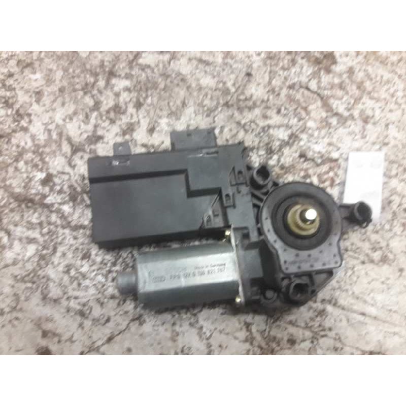 Recambio de motor elevalunas delantero izquierdo para peugeot 307 (s1) xn referencia OEM IAM 9634457580 990830100 A90830033 2