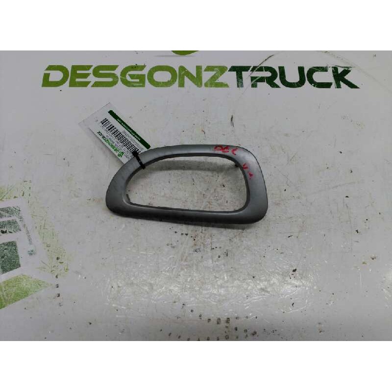 Recambio de embellecedor maneta para peugeot 307 (s1) 2.0 hdi fap cat referencia OEM IAM  DELANTERO DERCHO 
